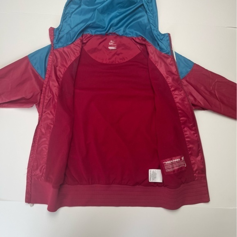 Nike Windrunner Colorblock Jacket - Picture 6 of 11